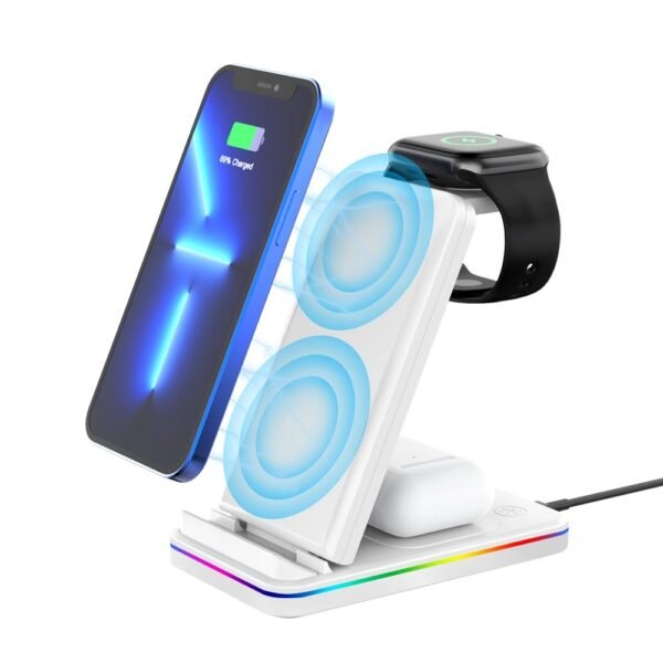 Caricatore wireless 3 in 1 a 9€ su Amazon: il prezzo è SBRICIOLATO