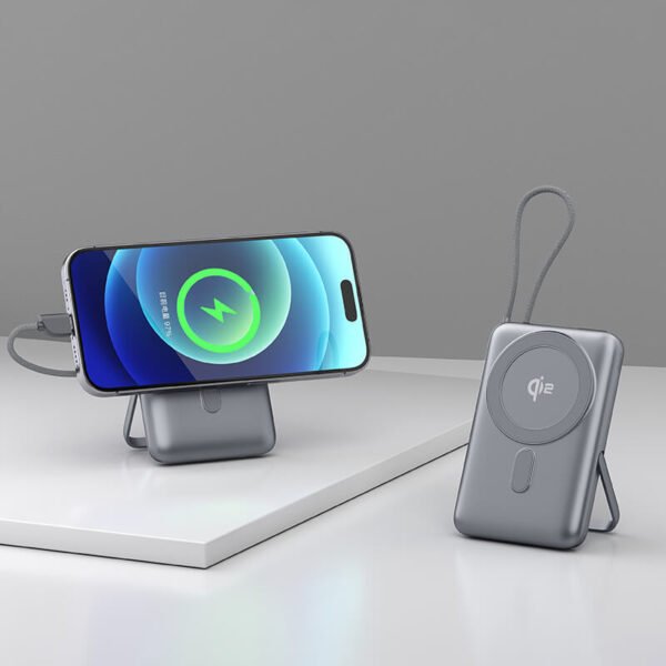 Qi2 power bank